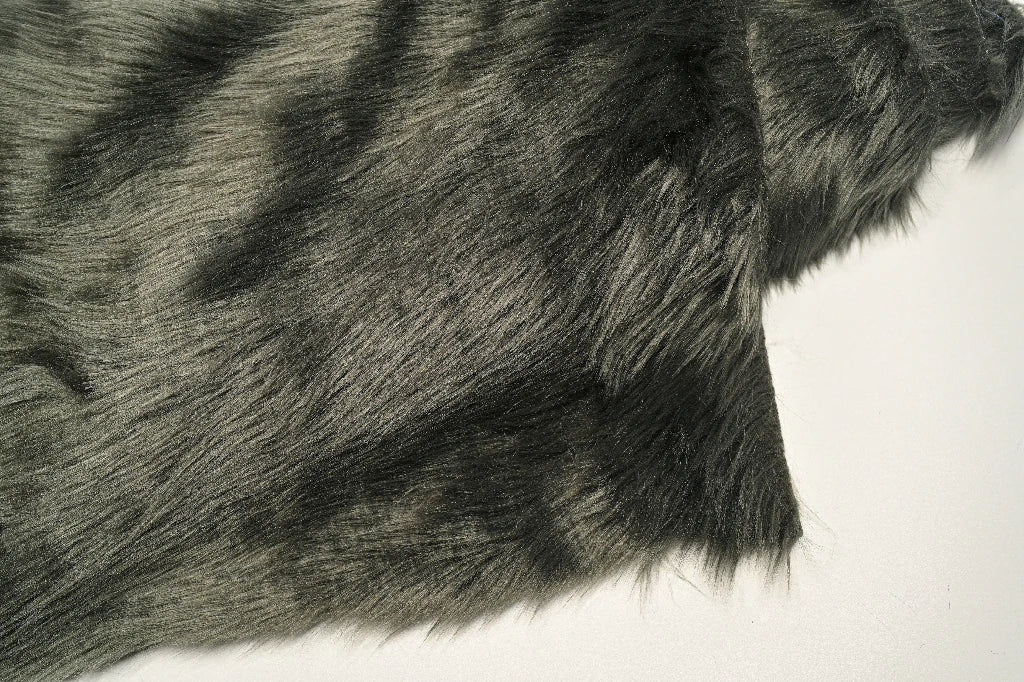 2333 long fur fabric